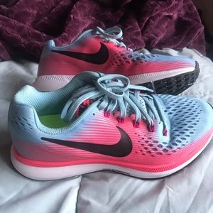 Nike women’s shoes